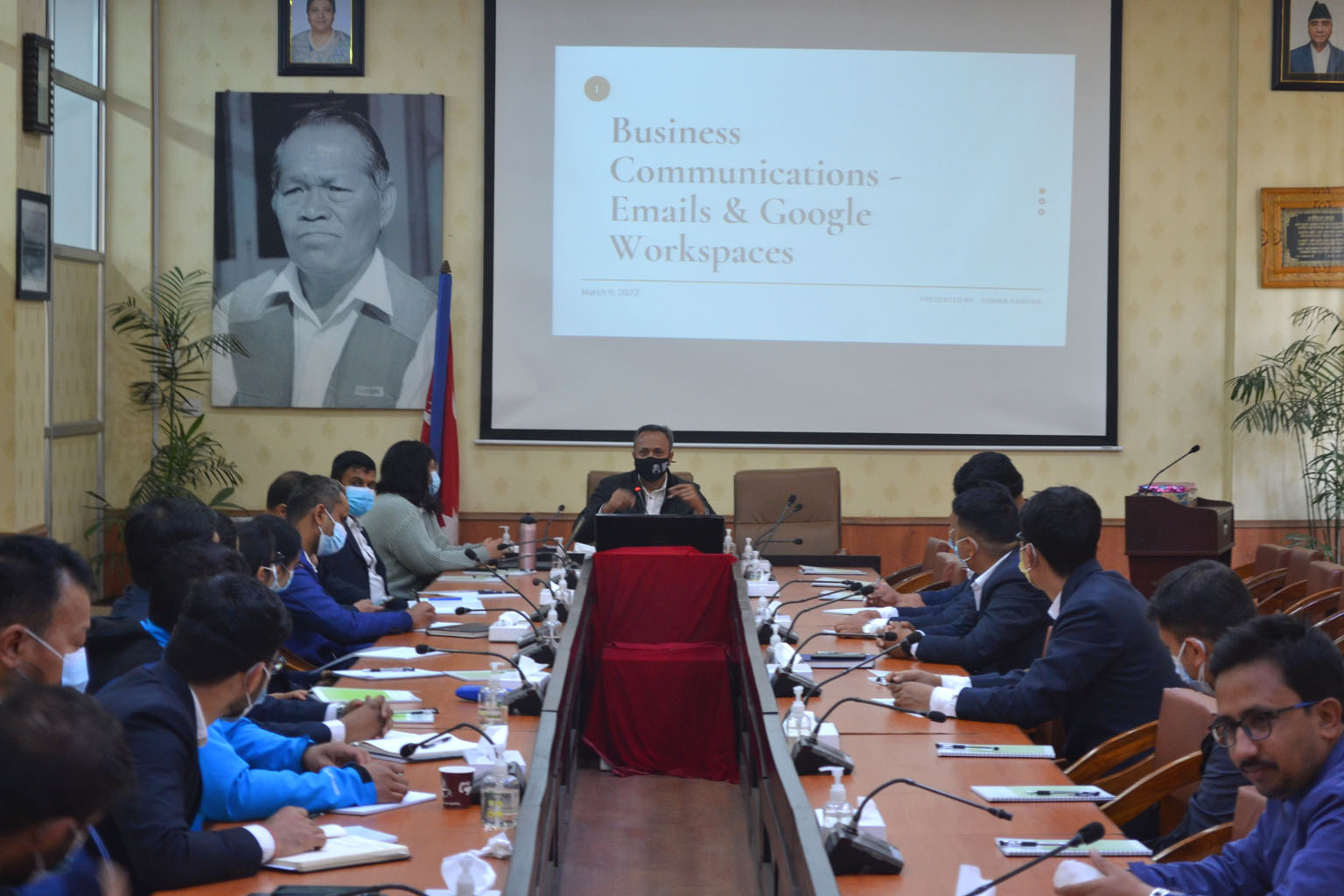 आयोगका कर्मचारीहरुलाई Business Communication सम्बन्धी तालिम, मितिः २०७८/११/२५ देखि २६ सम्म ।